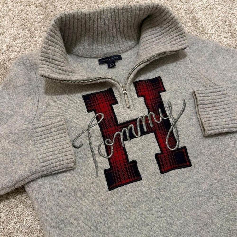 Tommy Hilfiger Quarter-Zip Sweater | Gray with‎ Plaid Logo | Large